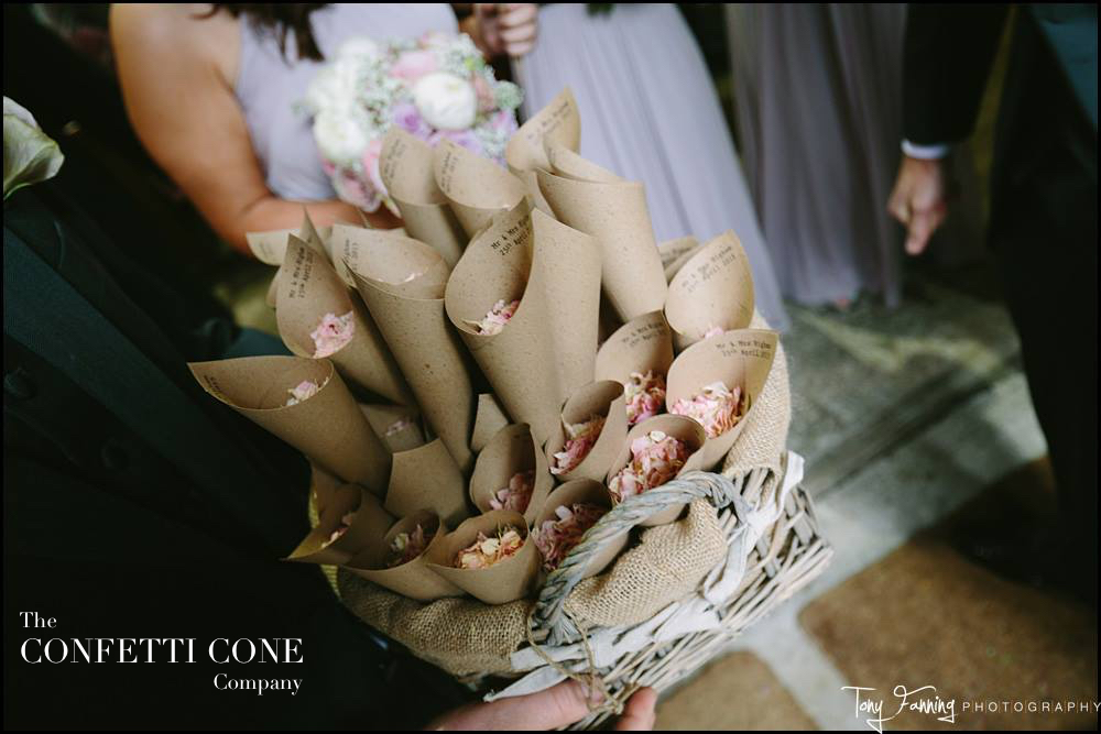 The Confetti Cone Company Biodegradable natural Wedding Confetti